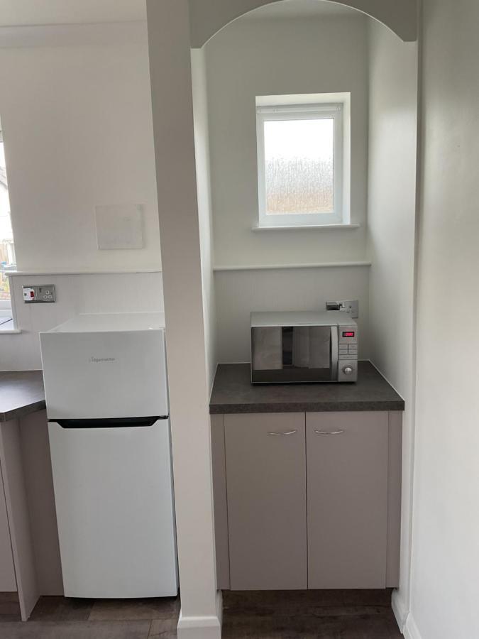 Large 2-Bedroom Maisonette With Free Parking Twickenham Buitenkant foto