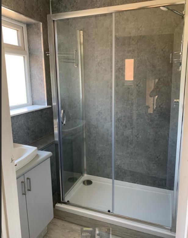 Large 2-Bedroom Maisonette With Free Parking Twickenham Buitenkant foto