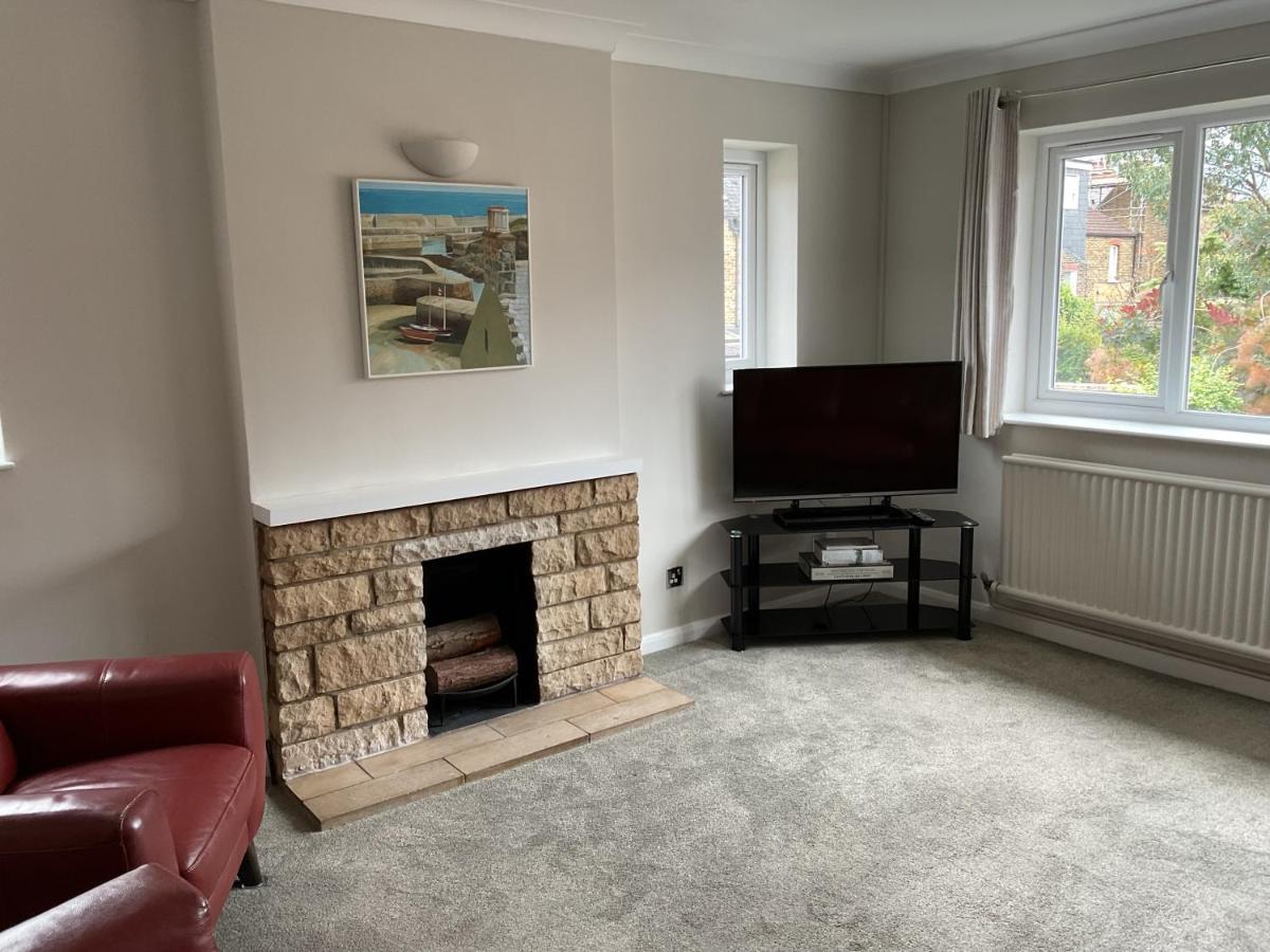 Large 2-Bedroom Maisonette With Free Parking Twickenham Buitenkant foto